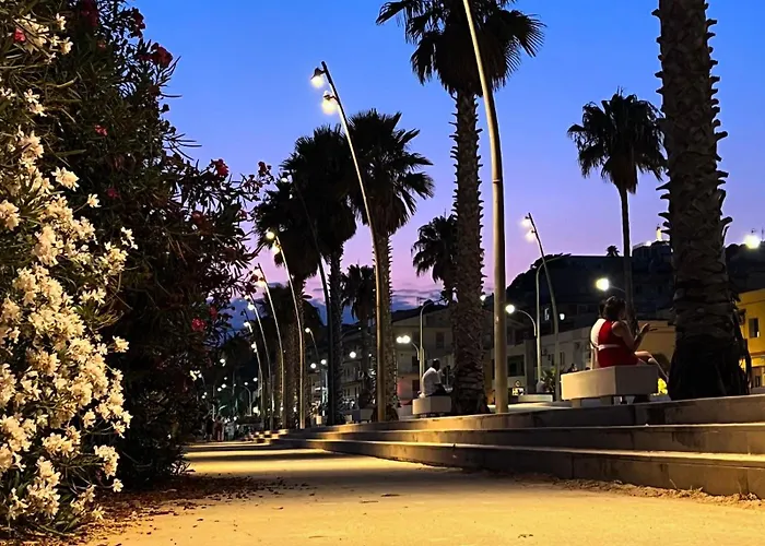 In Riva Al Mare فندق مبيت وإفطار 3*